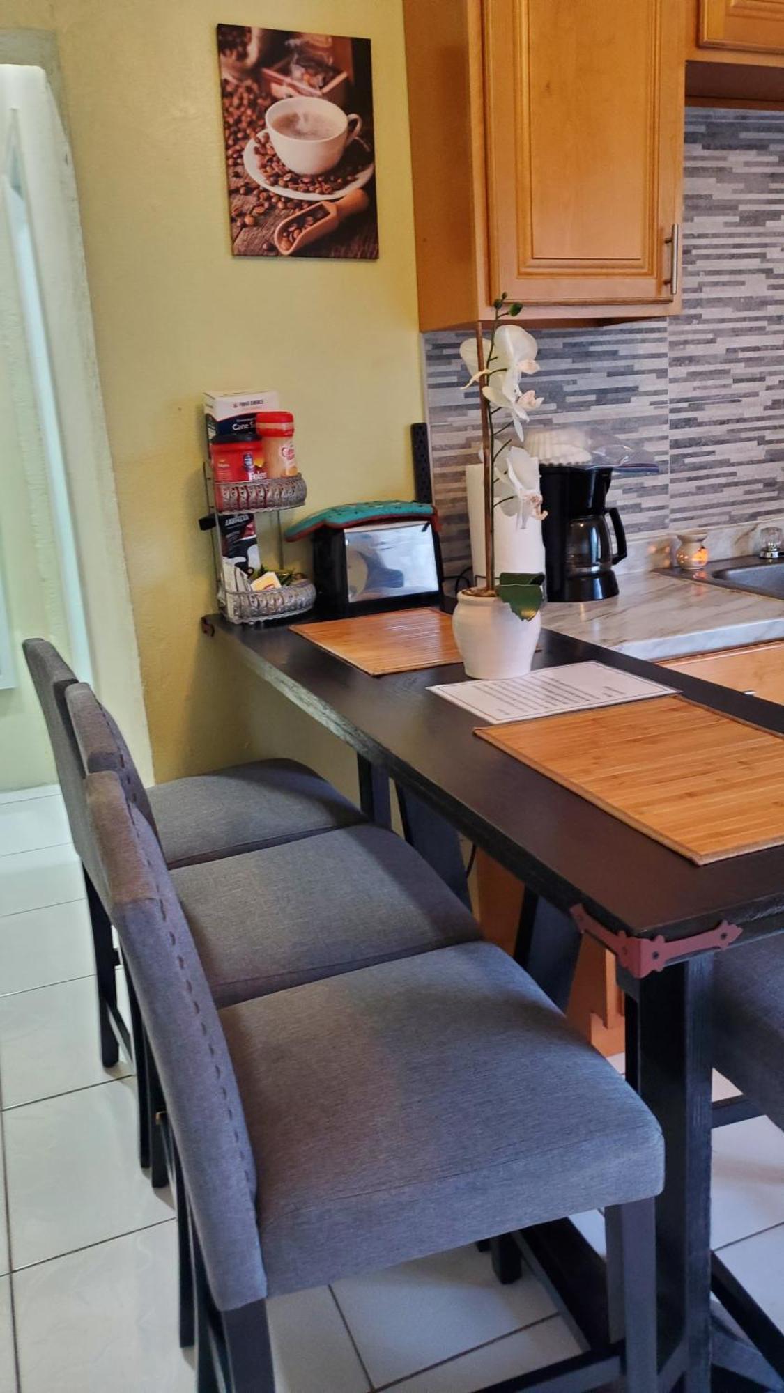 Eastwood Escape Guest house *
